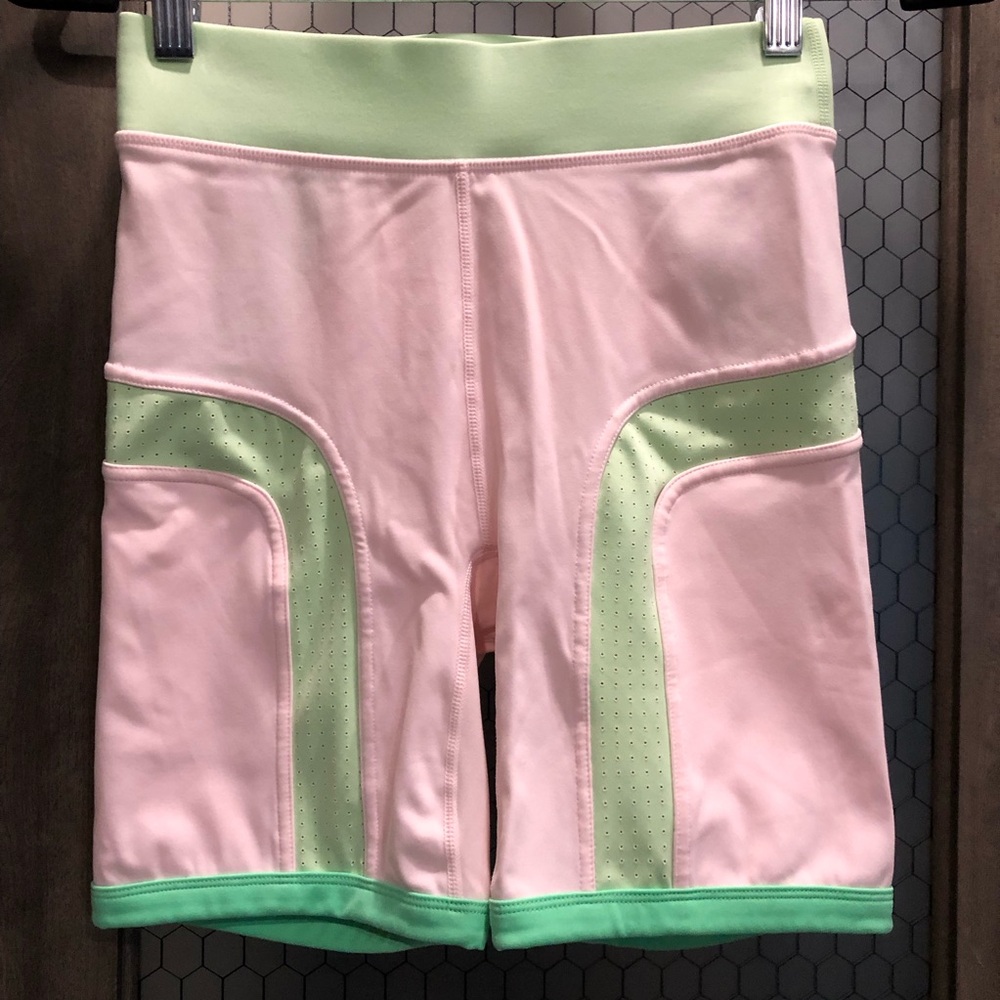 Fabletics high waisted size XS shorts